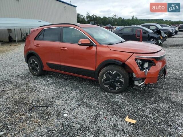 Оранжевый Киа Niro, объемом двигателя 0 л и пробегом 97 тыс. км за 8000 $, фото 4 на Automoto.ua