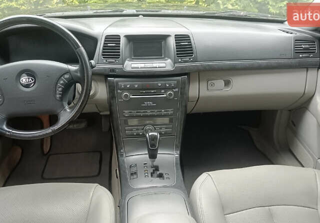 Черный Киа Опирус, объемом двигателя 3.78 л и пробегом 185 тыс. км за 6800 $, фото 19 на Automoto.ua