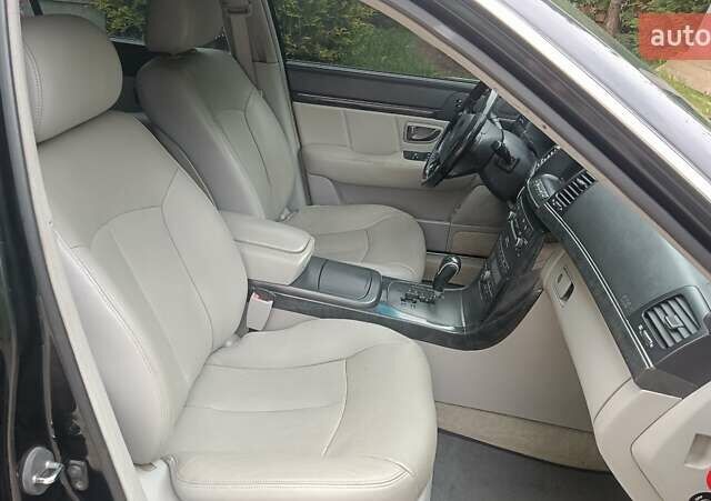 Черный Киа Опирус, объемом двигателя 3.78 л и пробегом 185 тыс. км за 6800 $, фото 13 на Automoto.ua