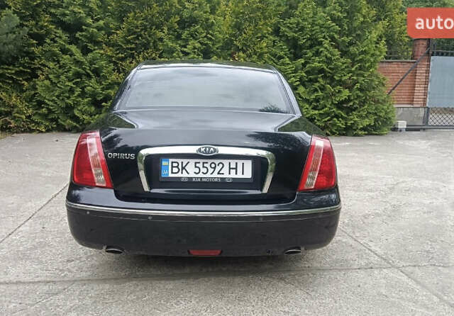 Черный Киа Опирус, объемом двигателя 3.78 л и пробегом 185 тыс. км за 6800 $, фото 5 на Automoto.ua