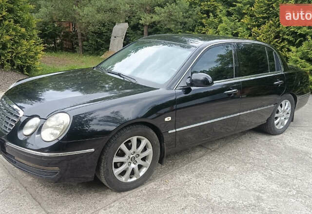 Черный Киа Опирус, объемом двигателя 3.78 л и пробегом 185 тыс. км за 6800 $, фото 3 на Automoto.ua