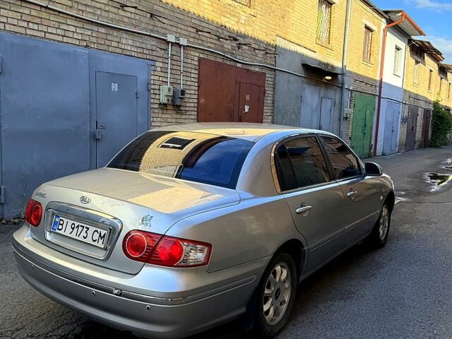 Серый Киа Опирус, объемом двигателя 3 л и пробегом 182 тыс. км за 3999 $, фото 2 на Automoto.ua
