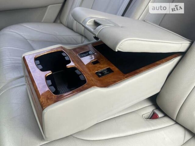 Сірий Кіа Опірус, об'ємом двигуна 3.5 л та пробігом 280 тис. км за 4150 $, фото 5 на Automoto.ua