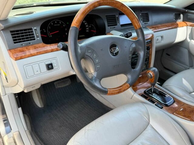 Киа Опирус 2006 в Киеве на Automoto.ua Серый Киа Опирус, объемом двигателя 3.5 л и пробегом 190 тыс. км за 4500 $, фото 14 на Automoto.ua