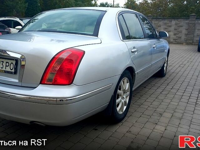 Серый Киа Опирус, объемом двигателя 3.8 л и пробегом 240 тыс. км за 6700 $, фото 1 на Automoto.ua