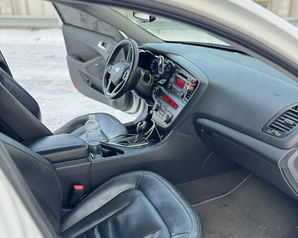 Белый Киа Оптима, объемом двигателя 2.4 л и пробегом 180 тыс. км за 9700 $, фото 27 на Automoto.ua