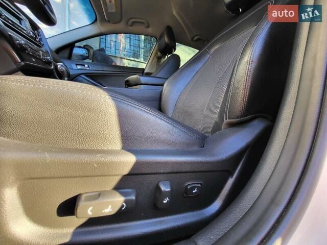 Белый Киа Оптима, объемом двигателя 2 л и пробегом 220 тыс. км за 9300 $, фото 11 на Automoto.ua