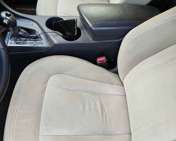 Белый Киа Оптима, объемом двигателя 2.36 л и пробегом 137 тыс. км за 8200 $, фото 10 на Automoto.ua