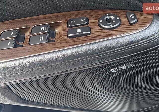 Білий Кіа Оптіма, об'ємом двигуна 2 л та пробігом 161 тис. км за 8994 $, фото 14 на Automoto.ua