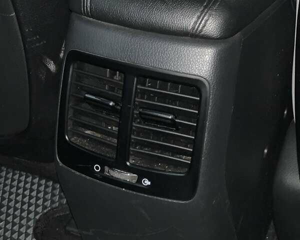 Белый Киа Оптима, объемом двигателя 2.4 л и пробегом 158 тыс. км за 9500 $, фото 26 на Automoto.ua