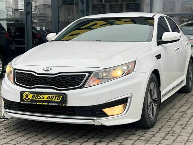 Білий Кіа Оптіма, об'ємом двигуна 2.4 л та пробігом 270 тис. км за 10000 $, фото 2 на Automoto.ua