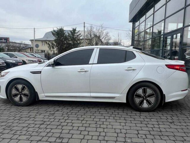 Білий Кіа Оптіма, об'ємом двигуна 2.4 л та пробігом 270 тис. км за 10000 $, фото 3 на Automoto.ua