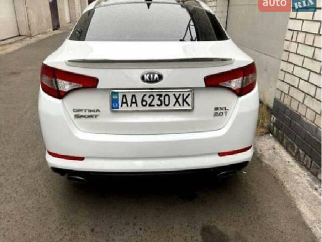 Белый Киа Оптима, объемом двигателя 2 л и пробегом 95 тыс. км за 11500 $, фото 1 на Automoto.ua