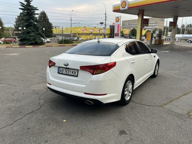 Белый Киа Оптима, объемом двигателя 2 л и пробегом 241 тыс. км за 9200 $, фото 6 на Automoto.ua