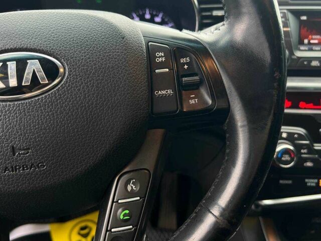 Білий Кіа Оптіма, об'ємом двигуна 2.4 л та пробігом 270 тис. км за 10000 $, фото 13 на Automoto.ua