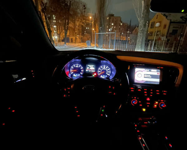 Білий Кіа Оптіма, об'ємом двигуна 2 л та пробігом 190 тис. км за 8900 $, фото 8 на Automoto.ua