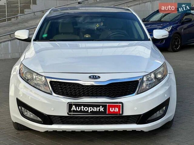 Белый Киа Оптима, объемом двигателя 2.4 л и пробегом 220 тыс. км за 9490 $, фото 1 на Automoto.ua