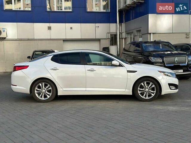 Белый Киа Оптима, объемом двигателя 2.4 л и пробегом 220 тыс. км за 9490 $, фото 4 на Automoto.ua