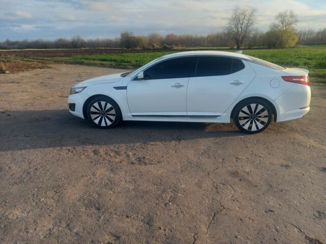 Белый Киа Оптима, объемом двигателя 2.4 л и пробегом 185 тыс. км за 9000 $, фото 3 на Automoto.ua