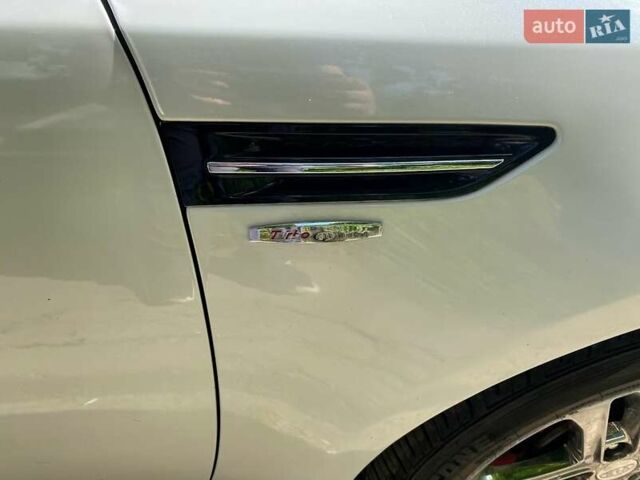 Белый Киа Оптима, объемом двигателя 2 л и пробегом 95 тыс. км за 11500 $, фото 3 на Automoto.ua