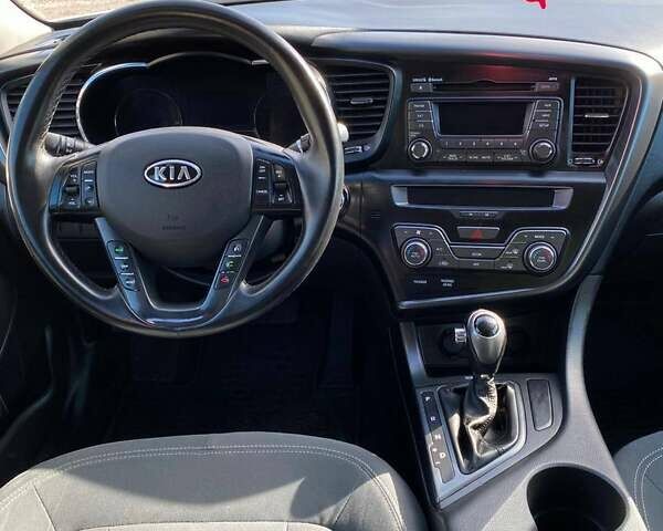 Білий Кіа Оптіма, об'ємом двигуна 2.36 л та пробігом 168 тис. км за 9200 $, фото 9 на Automoto.ua