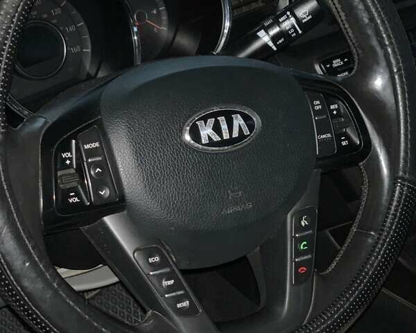 Белый Киа Оптима, объемом двигателя 2.4 л и пробегом 158 тыс. км за 9500 $, фото 9 на Automoto.ua