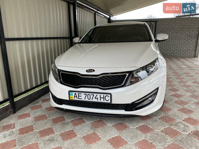 Білий Кіа Оптіма, об'ємом двигуна 2.4 л та пробігом 79 тис. км за 14500 $, фото 26 на Automoto.ua