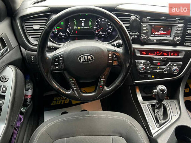 Білий Кіа Оптіма, об'ємом двигуна 2.36 л та пробігом 270 тис. км за 10000 $, фото 11 на Automoto.ua