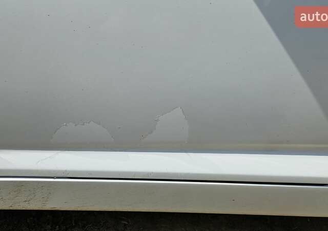 Білий Кіа Оптіма, об'ємом двигуна 2.4 л та пробігом 225 тис. км за 8000 $, фото 12 на Automoto.ua