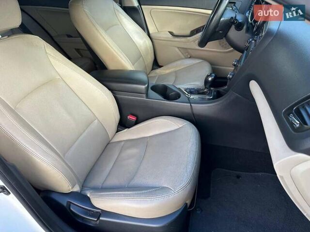 Белый Киа Оптима, объемом двигателя 2.4 л и пробегом 220 тыс. км за 9490 $, фото 16 на Automoto.ua