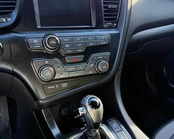 Белый Киа Оптима, объемом двигателя 2.36 л и пробегом 140 тыс. км за 10200 $, фото 18 на Automoto.ua