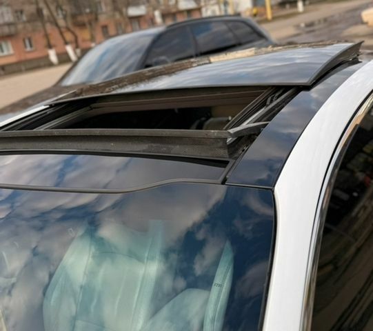 Белый Киа Оптима, объемом двигателя 2 л и пробегом 230 тыс. км за 9099 $, фото 13 на Automoto.ua
