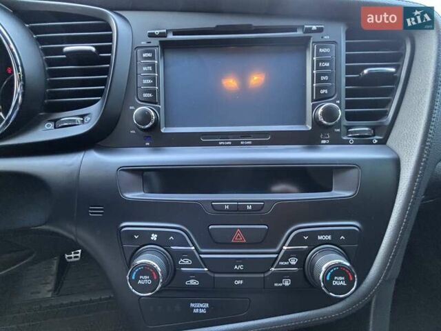 Белый Киа Оптима, объемом двигателя 2 л и пробегом 150 тыс. км за 9800 $, фото 40 на Automoto.ua