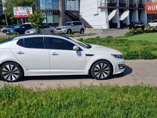 Белый Киа Оптима, объемом двигателя 2.4 л и пробегом 210 тыс. км за 11800 $, фото 14 на Automoto.ua