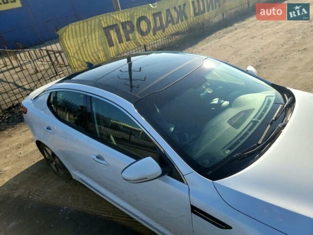 Белый Киа Оптима, объемом двигателя 2.36 л и пробегом 172 тыс. км за 12200 $, фото 9 на Automoto.ua