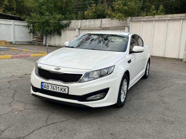 Белый Киа Оптима, объемом двигателя 2 л и пробегом 241 тыс. км за 9200 $, фото 1 на Automoto.ua