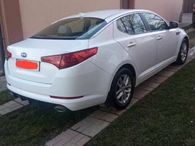 Белый Киа Оптима, объемом двигателя 2.4 л и пробегом 118 тыс. км за 9300 $, фото 1 на Automoto.ua