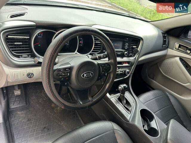 Кіа Оптіма 2013 у Києві на Automoto.ua Білий Кіа Оптіма, об'ємом двигуна 2.4 л та пробігом 185 тис. км за 9333 $, фото 17 на Automoto.ua