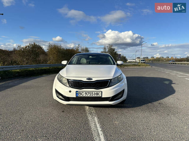Кіа Оптіма 2013 у Львові на Automoto.ua Білий Кіа Оптіма, об'ємом двигуна 2.4 л та пробігом 95 тис. км за 9800 $, фото 1 на Automoto.ua