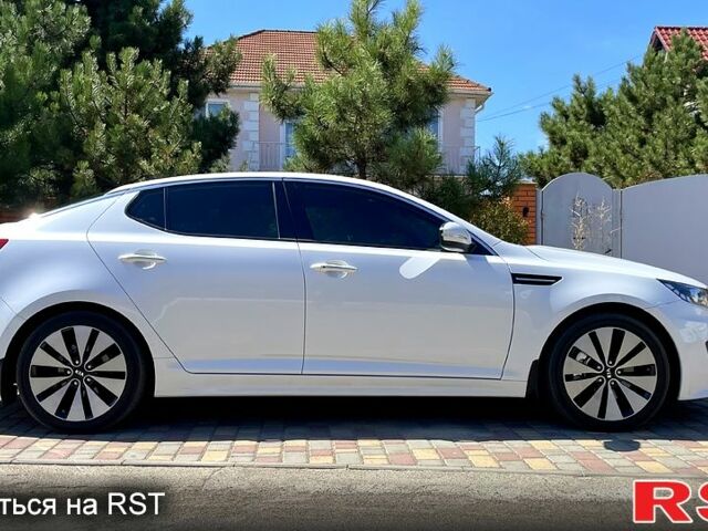 Белый Киа Оптима, объемом двигателя 2.4 л и пробегом 160 тыс. км за 12200 $, фото 3 на Automoto.ua