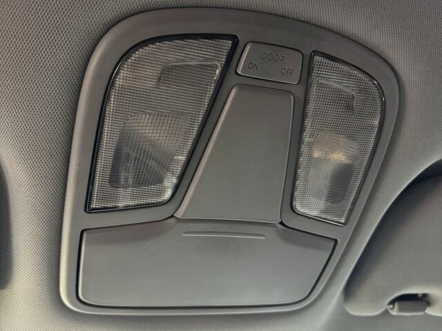 Белый Киа Оптима, объемом двигателя 2 л и пробегом 260 тыс. км за 8500 $, фото 23 на Automoto.ua