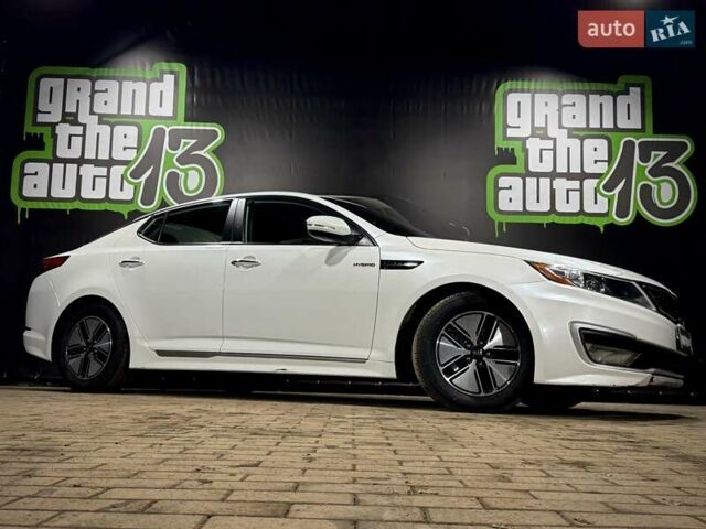 Білий Кіа Оптіма, об'ємом двигуна 2.36 л та пробігом 166 тис. км за 8999 $, фото 5 на Automoto.ua