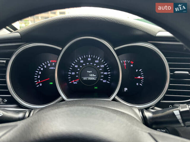 Білий Кіа Оптіма, об'ємом двигуна 2.4 л та пробігом 190 тис. км за 9300 $, фото 20 на Automoto.ua