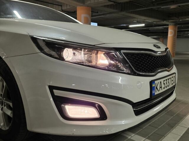 Білий Кіа Оптіма, об'ємом двигуна 2 л та пробігом 224 тис. км за 7250 $, фото 5 на Automoto.ua