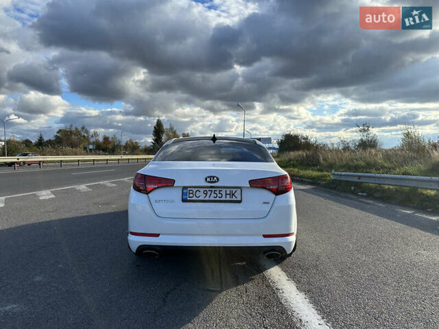 Кіа Оптіма 2013 у Львові на Automoto.ua Білий Кіа Оптіма, об'ємом двигуна 2.4 л та пробігом 95 тис. км за 9800 $, фото 4 на Automoto.ua