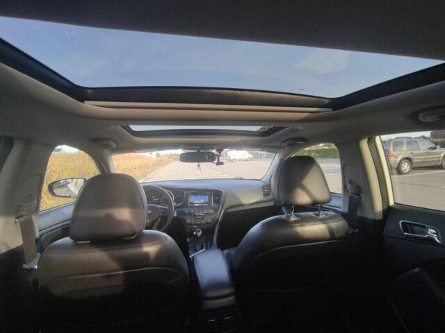 Белый Киа Оптима, объемом двигателя 2.4 л и пробегом 142 тыс. км за 10481 $, фото 3 на Automoto.ua