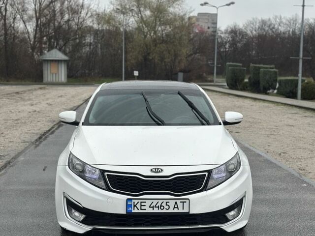 Білий Кіа Оптіма, об'ємом двигуна 2.4 л та пробігом 170 тис. км за 9800 $, фото 3 на Automoto.ua