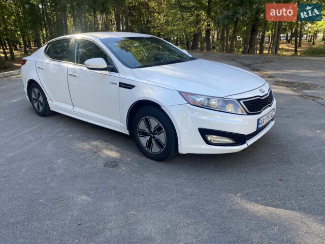 Белый Киа Оптима, объемом двигателя 2.4 л и пробегом 170 тыс. км за 7500 $, фото 2 на Automoto.ua