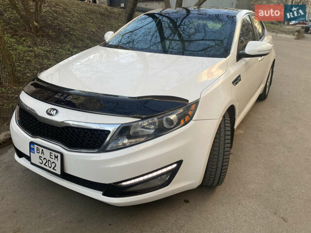 Белый Киа Оптима, объемом двигателя 2.4 л и пробегом 283 тыс. км за 9800 $, фото 6 на Automoto.ua