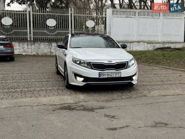Білий Кіа Оптіма, об'ємом двигуна 2.4 л та пробігом 256 тис. км за 9100 $, фото 9 на Automoto.ua